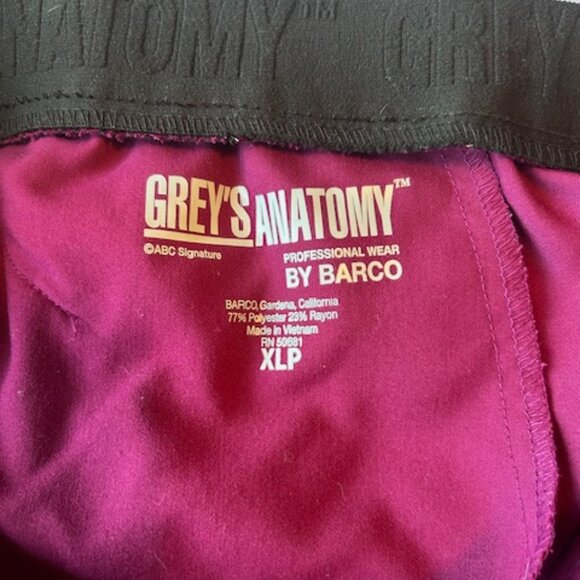 Grey's Anatomy scrubs - Picture 3 of 6